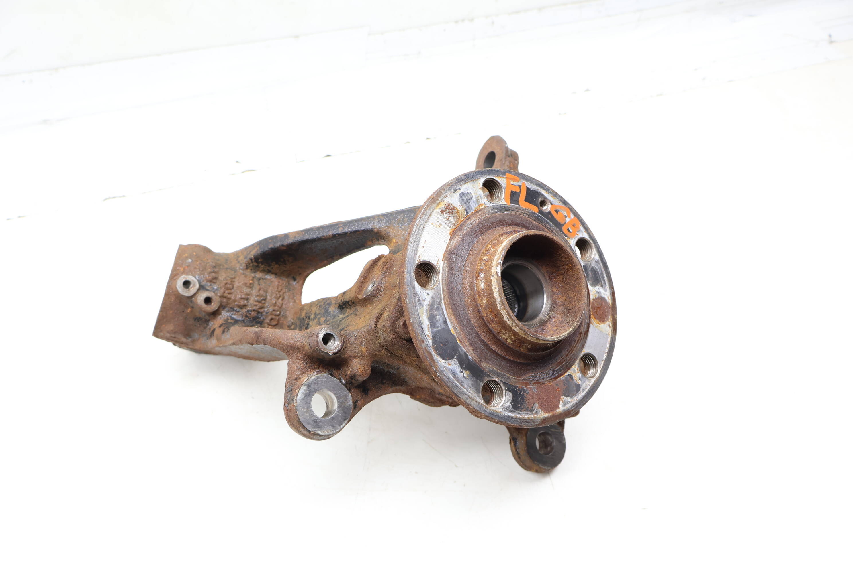 Spindle Knuckle W/ Wheel Bearing 5WA407255