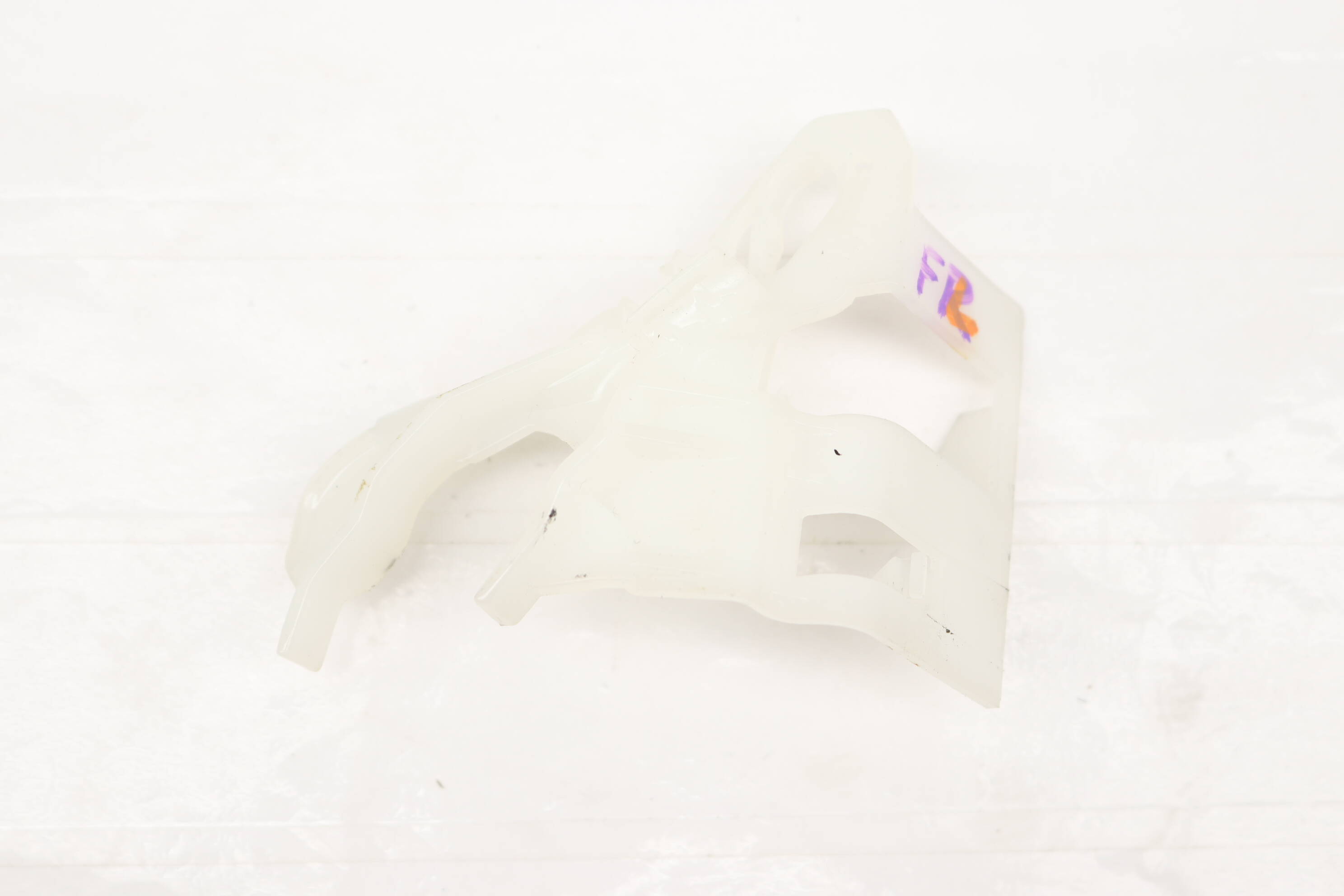 Seat&#x20;Backrest&#x20;Release&#x20;Handle&#x20;Bowden&#x20;Cable&#x20;Clip&#x20;&#x2F;&#x20;Bracket&#x20;52106982921