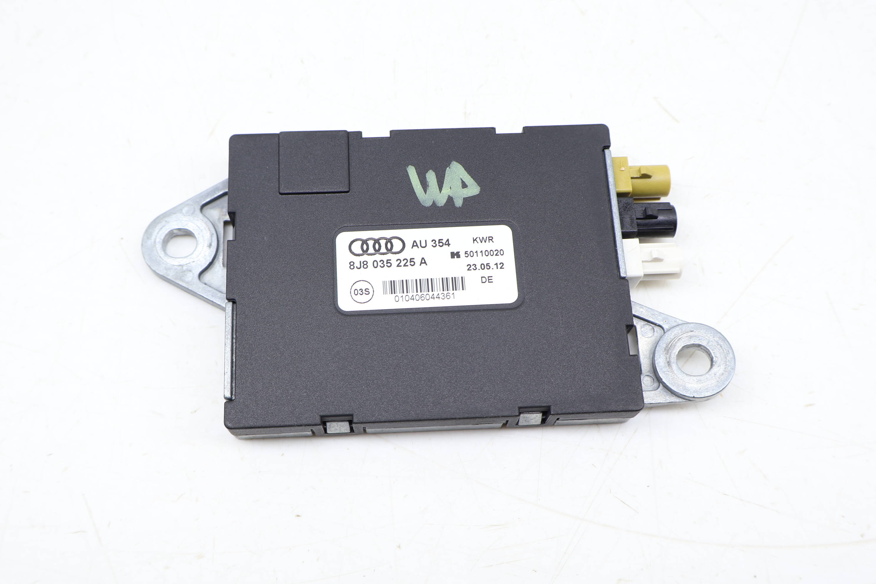 Antenna Booster 8J8035225A