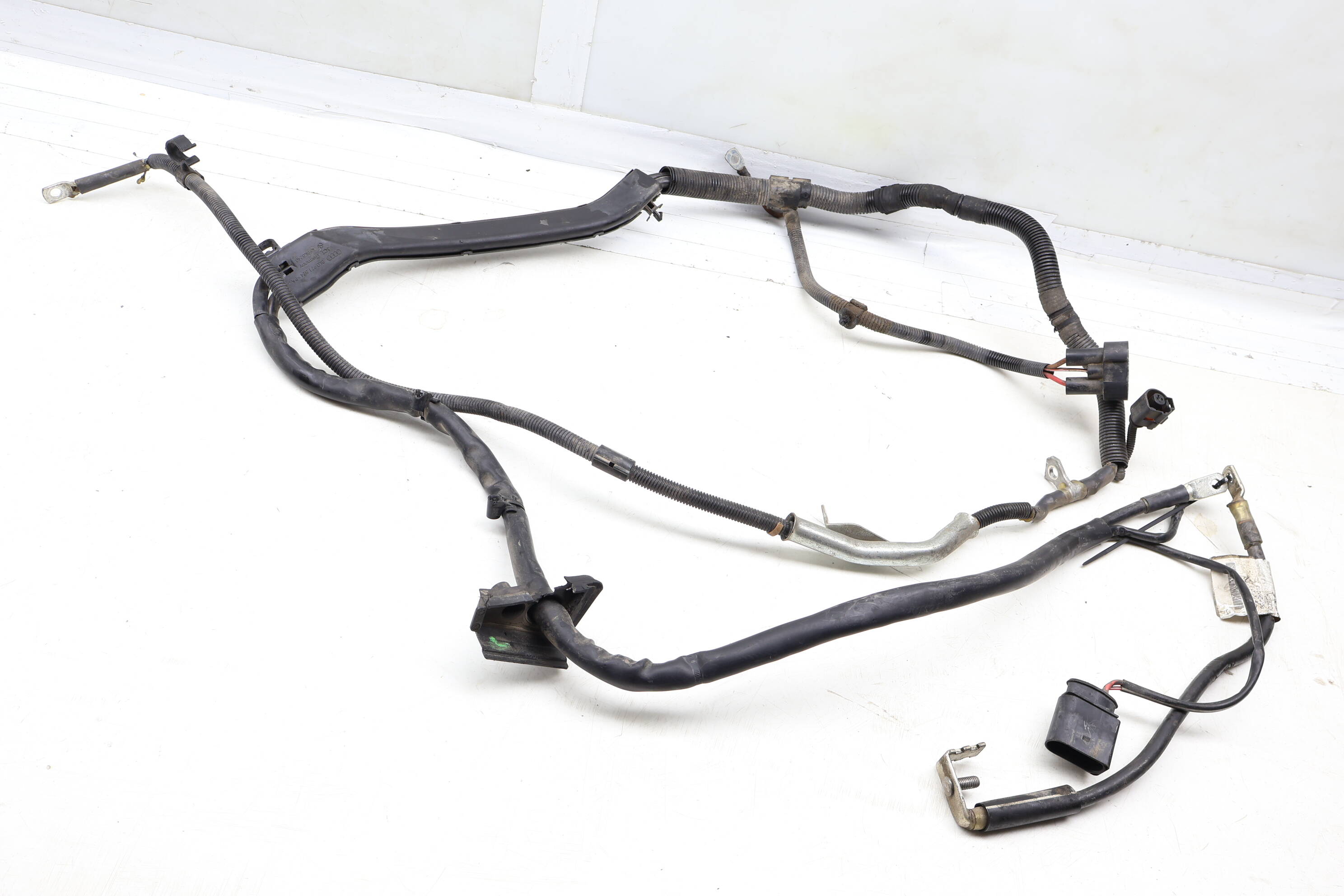 Alternator / Starter Wiring Harness 8K0971228BB