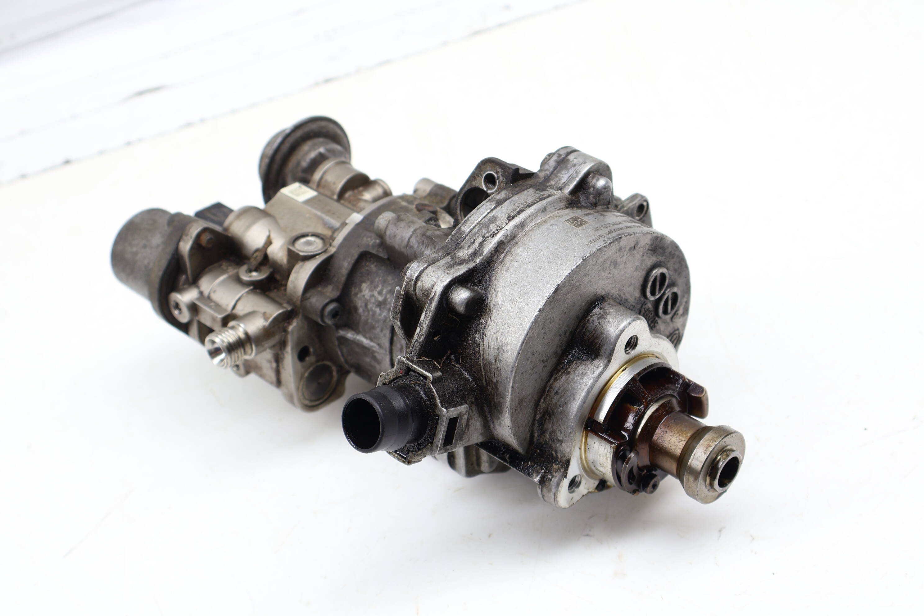 Brake Vacuum Pump 11667575325