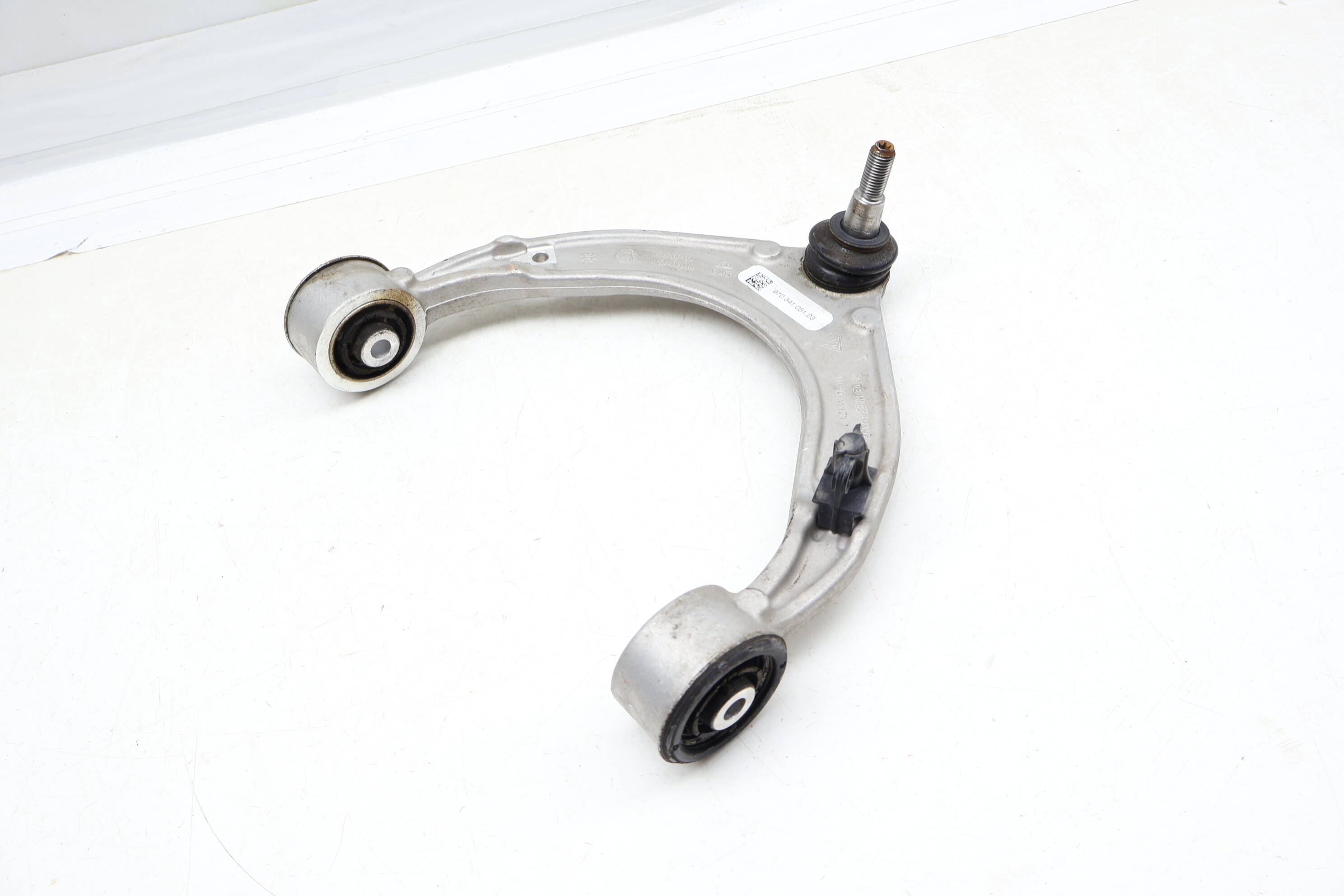 Lower Control Arm 97034105123