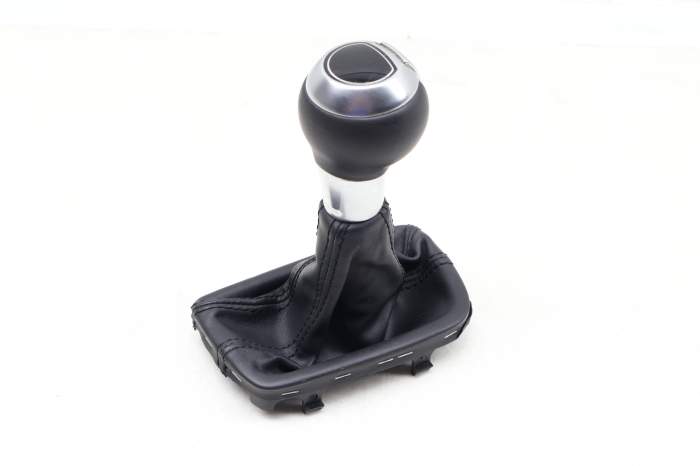Automatic Shifter Knob W/ Boot 8U1713139K main product photo