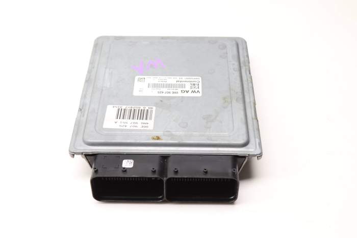 Ecu / Ecm / Engine Control Module 4M0907551A main product photo