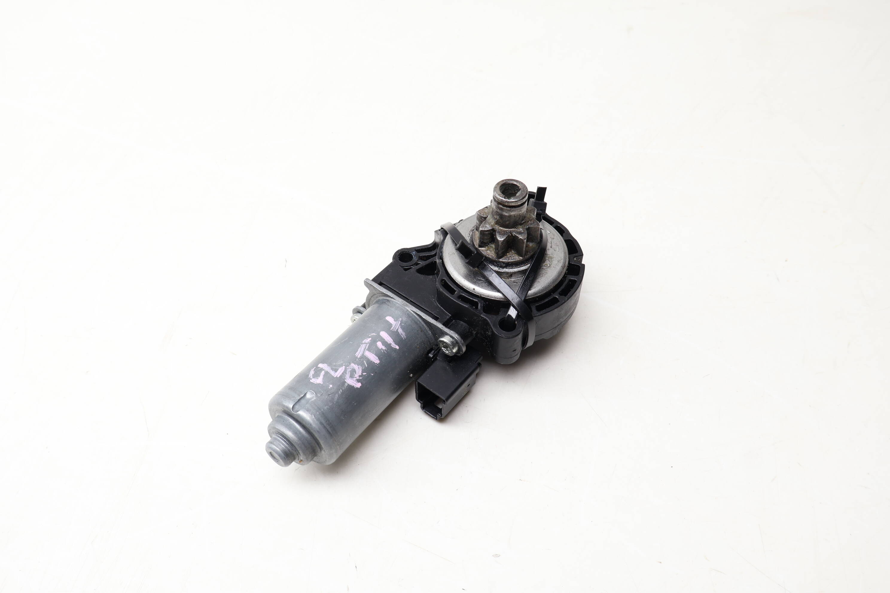 Rear&#x20;Tilt&#x20;Seat&#x20;Motor&#x20;&#x28;Height&#x29;&#x20;0009102409