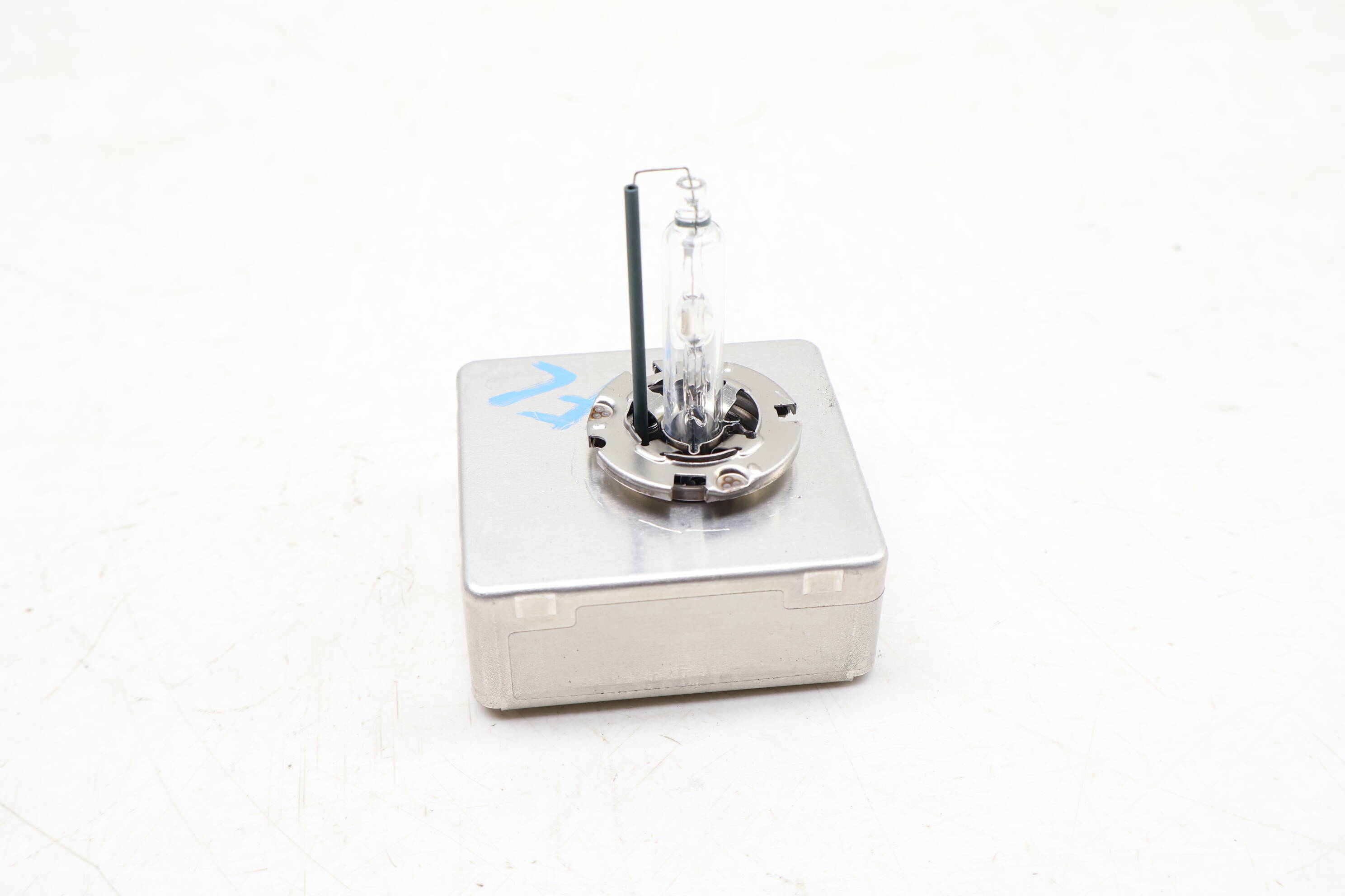 D5s Hid Xenon Headlight Bulb 8W0941235