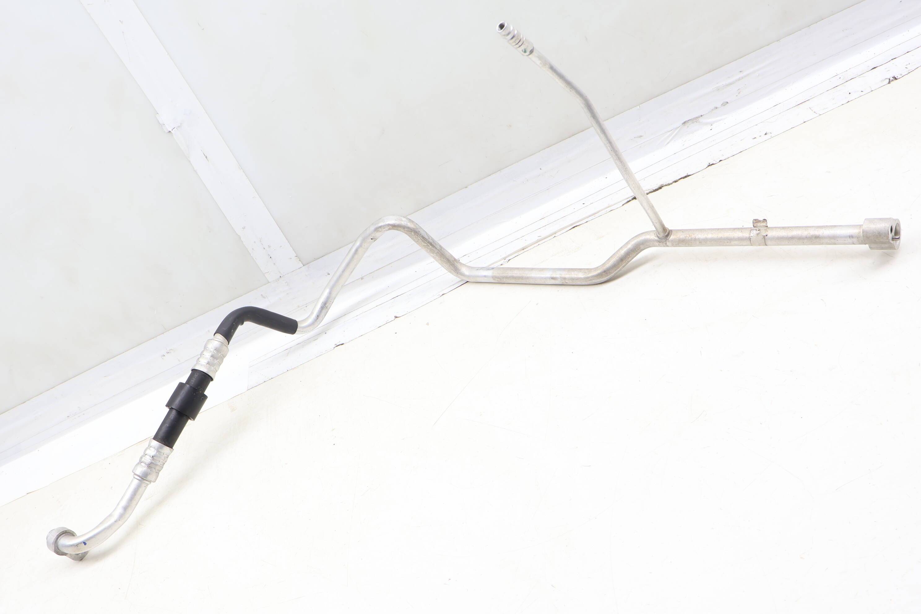 Ac Hose / Line / Pipe 97057309300