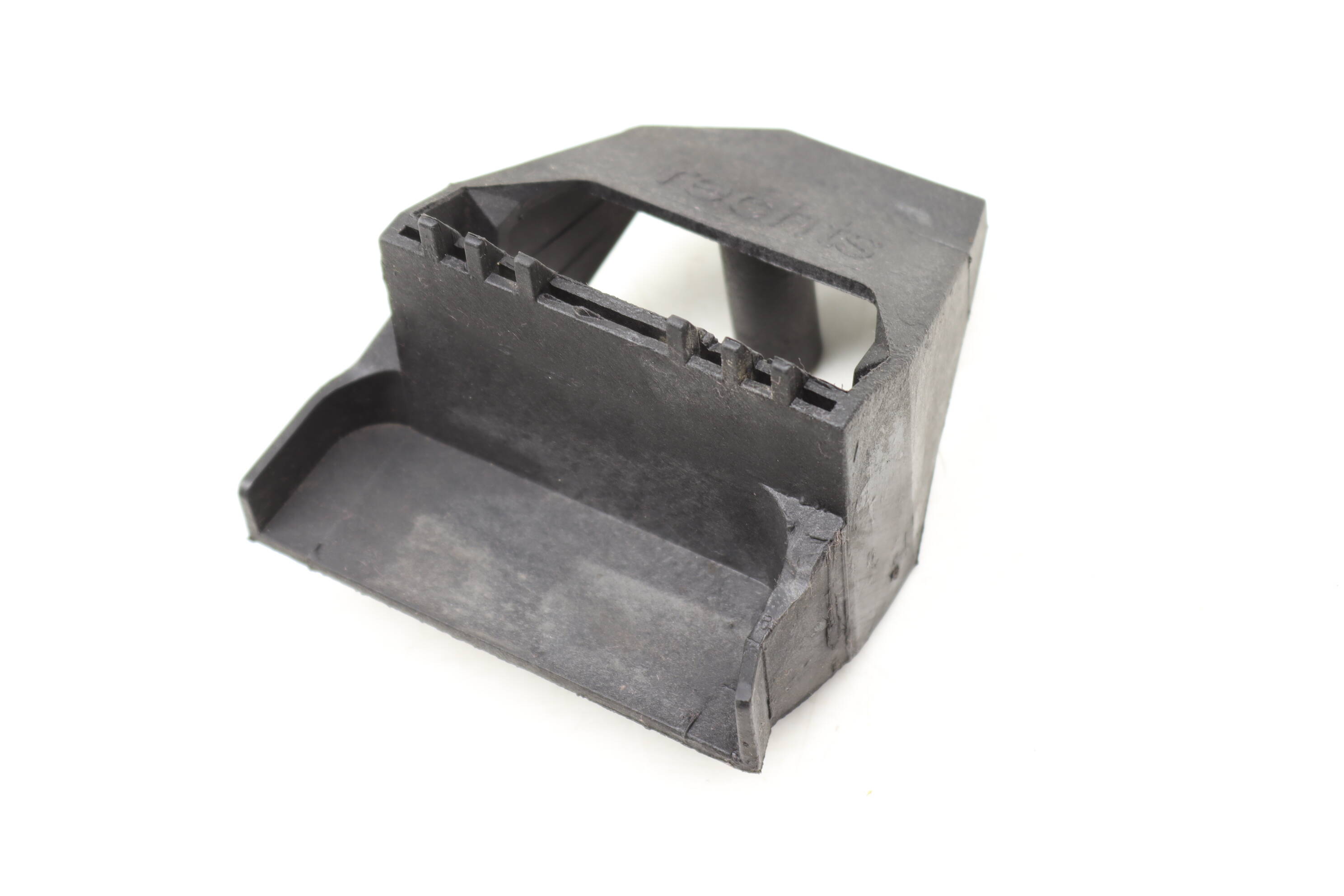 Lower Radiator Mount 17111737707