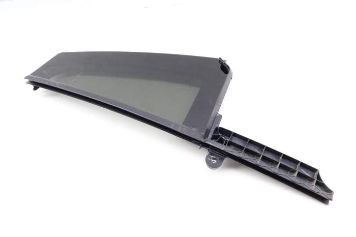 Quarter Window Glass / Seal 5NN845213A main product photo