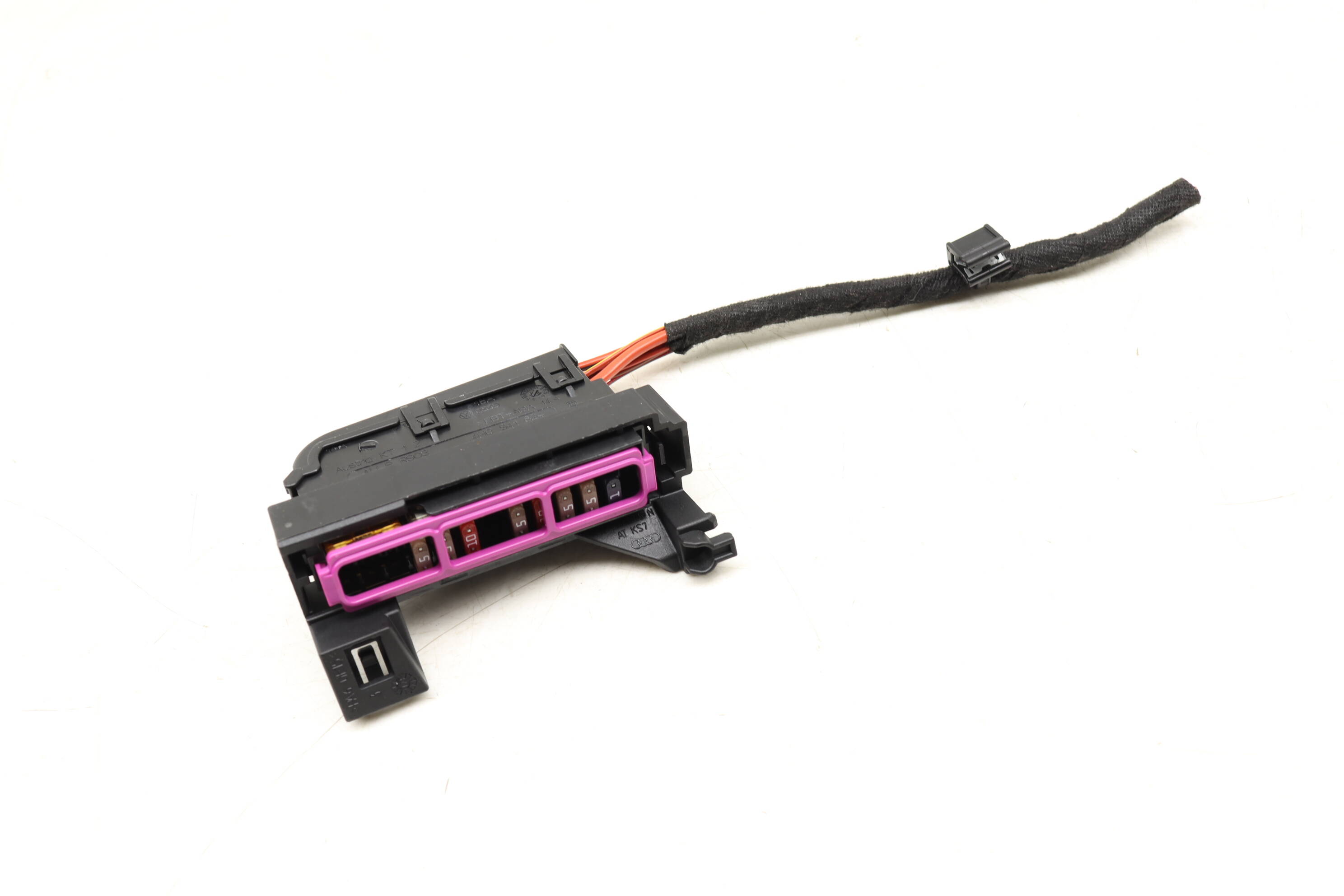 Fuse Holder 4H0941824