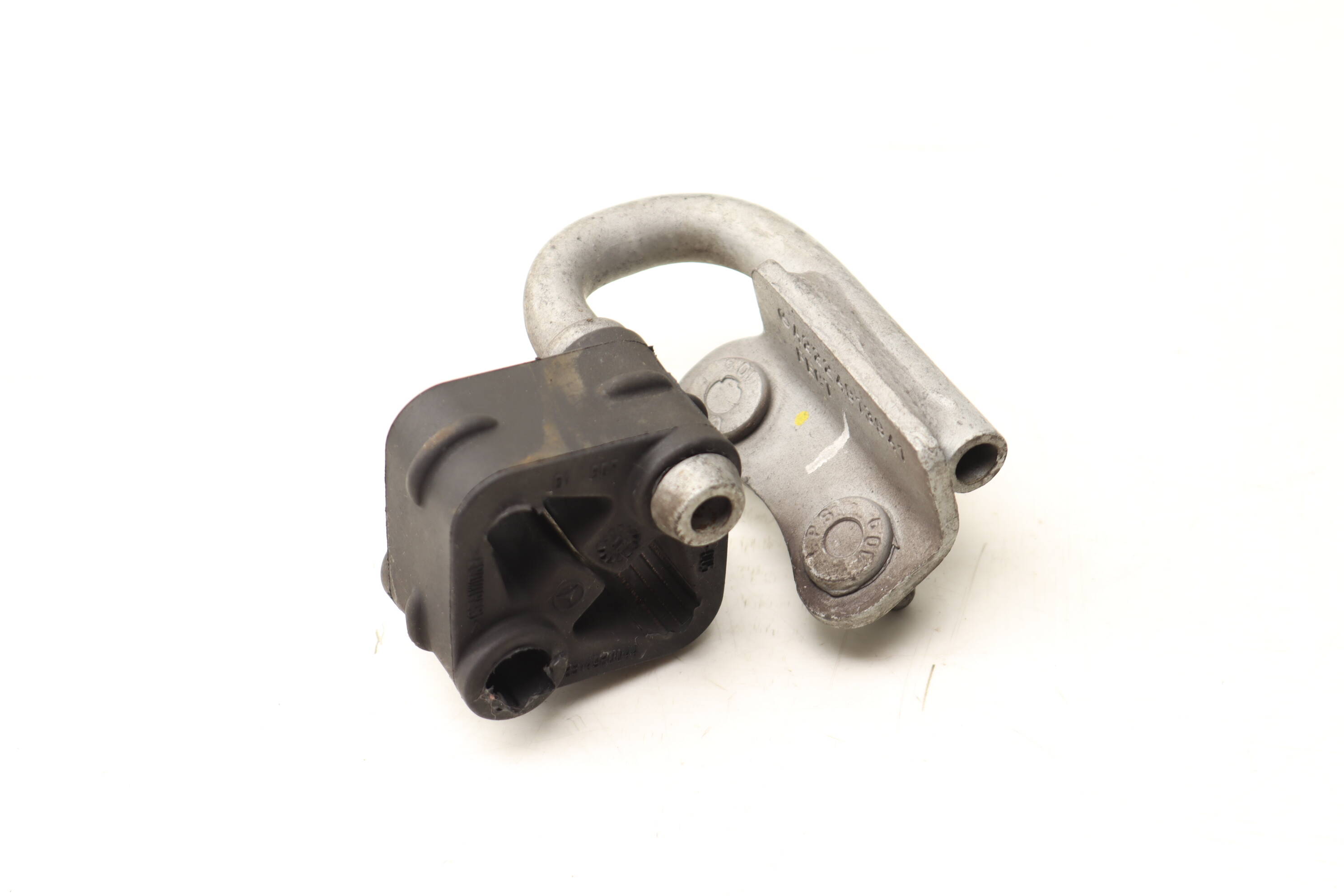 Center&#x20;Exhaust&#x20;Pipe&#x20;Mount&#x20;Bracket&#x20;2224913941