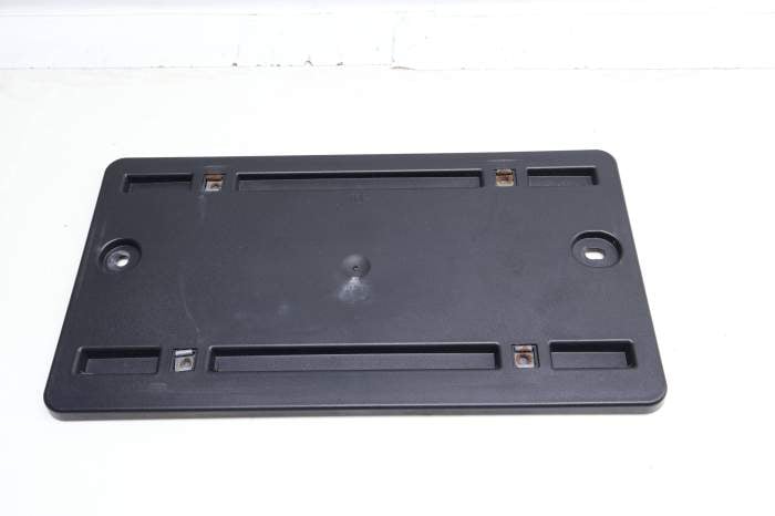 License Plate Mount Bracket 80A827113A main product photo