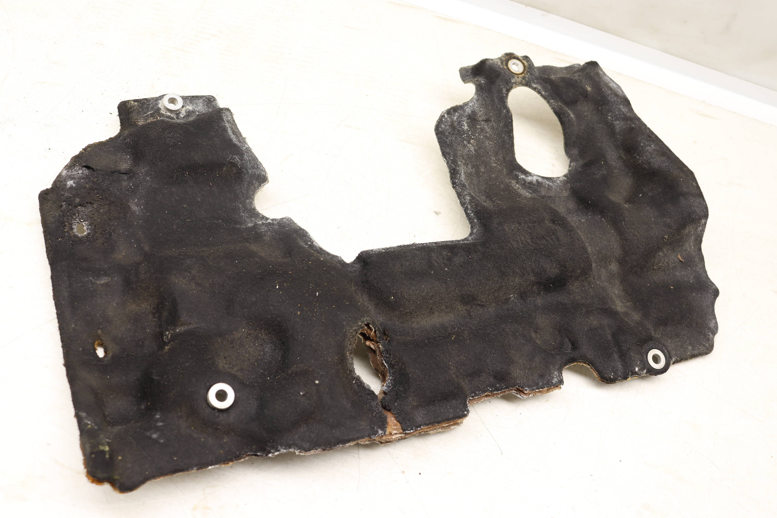 BMW Right Engine Heat Shield 11147648893