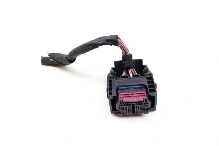 54-Pin Wire / Wiring Connector Plug Pigtail 9302477 main product photo