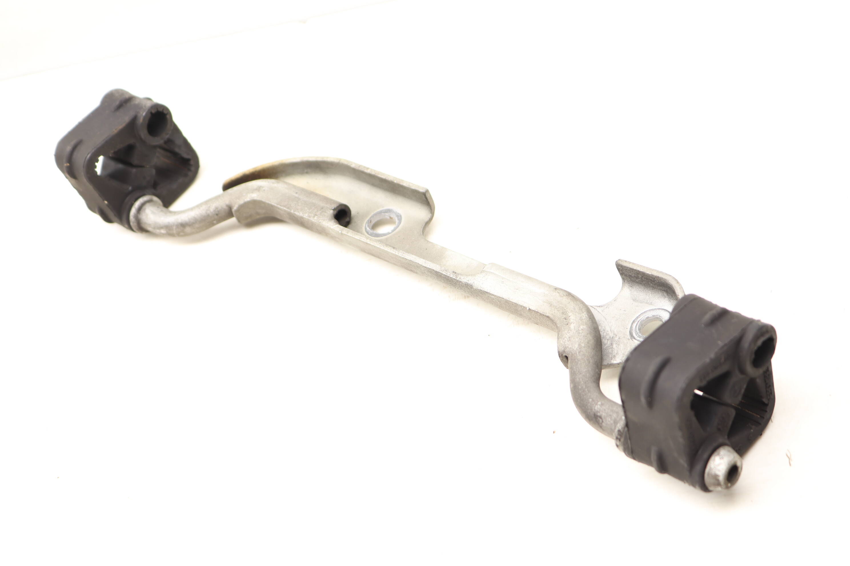 Exhaust Pipe Mount Bracket 2224910341