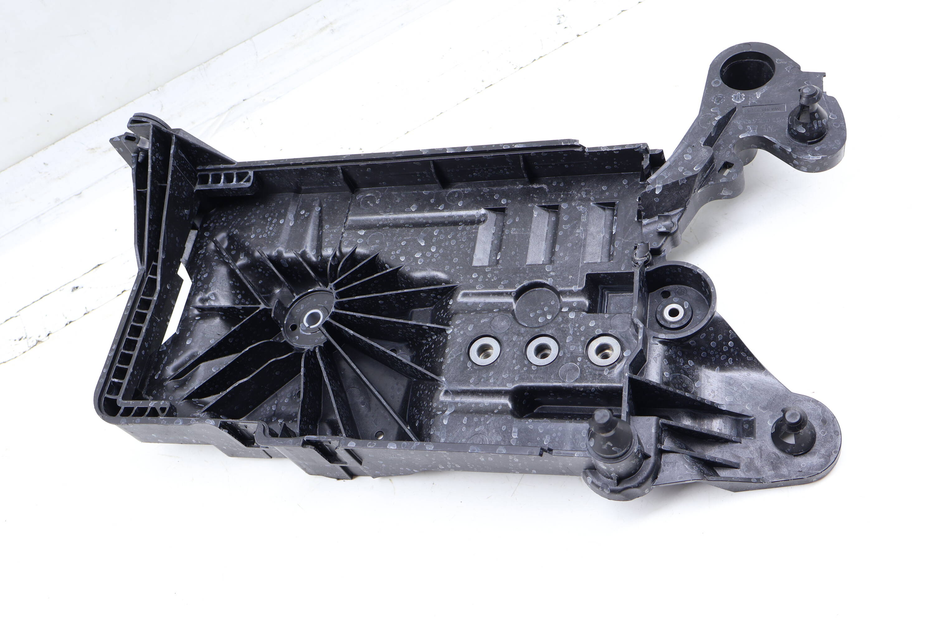 Battery Tray / Mounting Bracket 5WA915331A