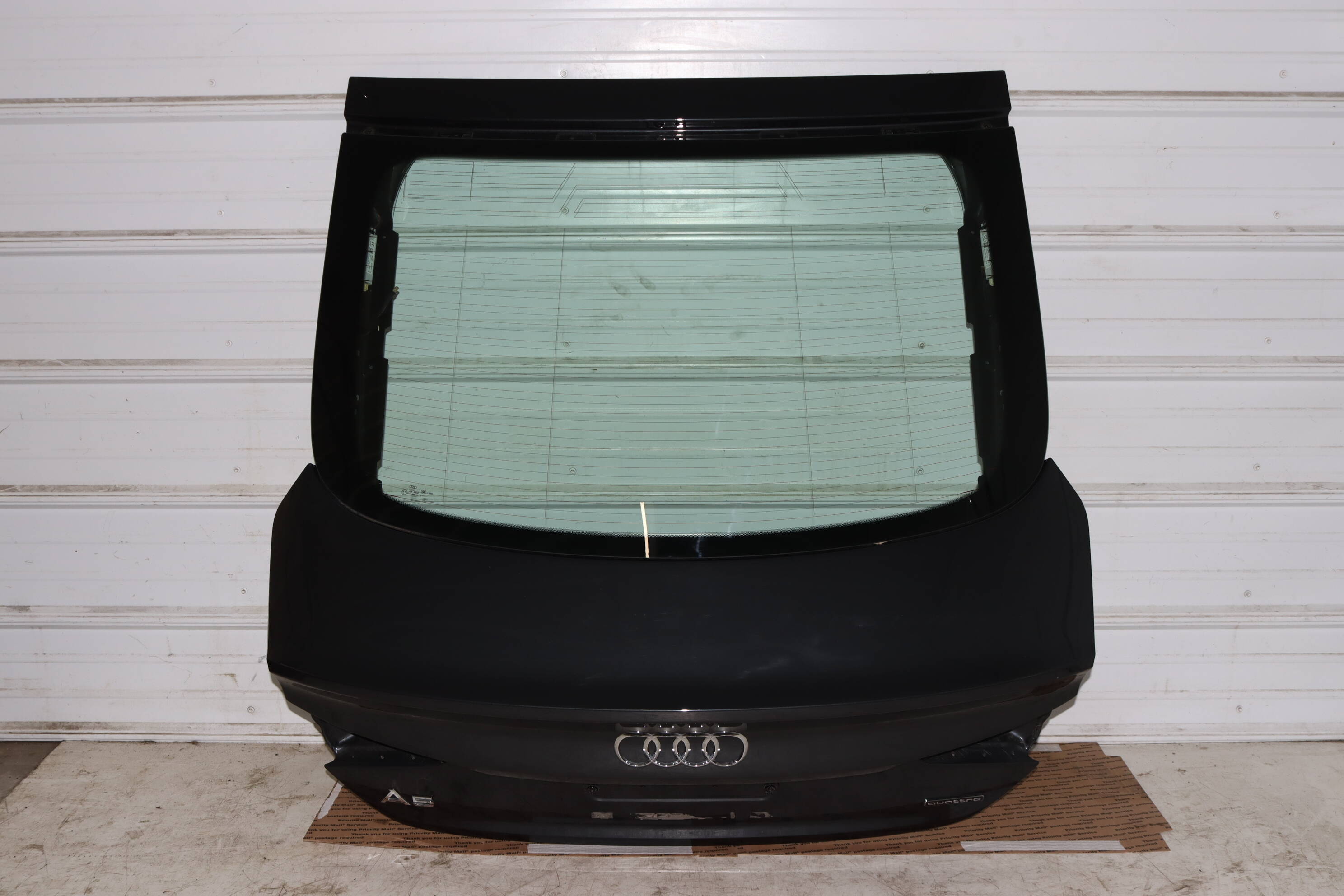 Hatch / Trunk Deck Lid 8W8827025C