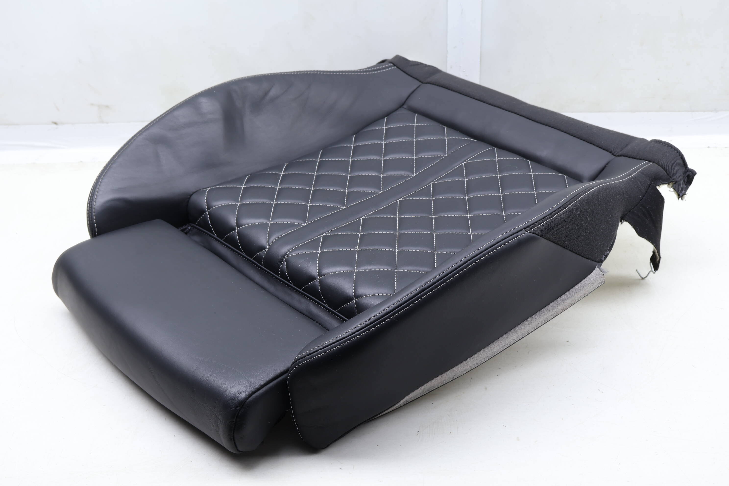 Lower Seat Bottom Cushion (Sport) 4G0881406Q