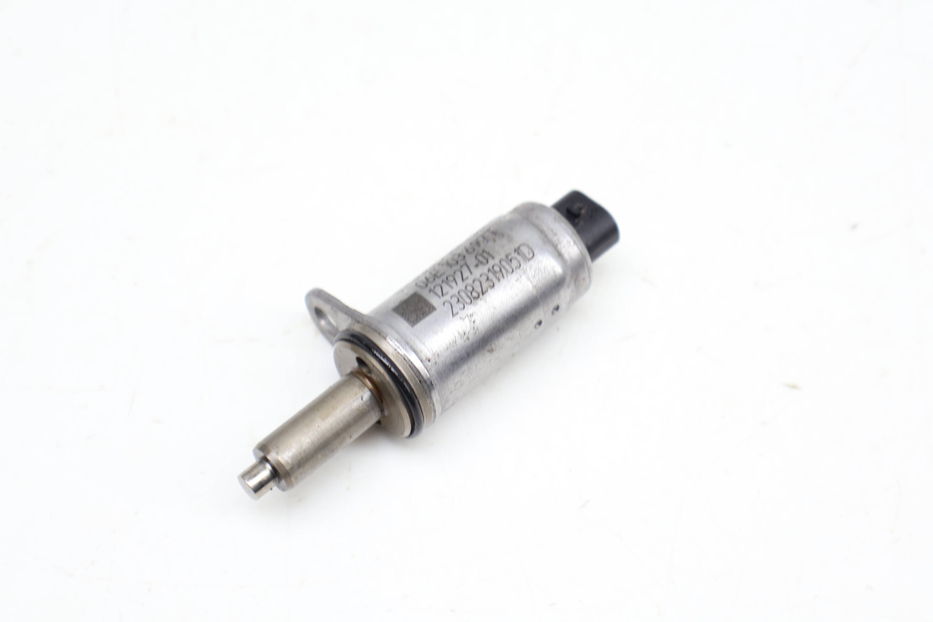 Cam Valve / Camshaft Adjustment Solenoid 06E103697T