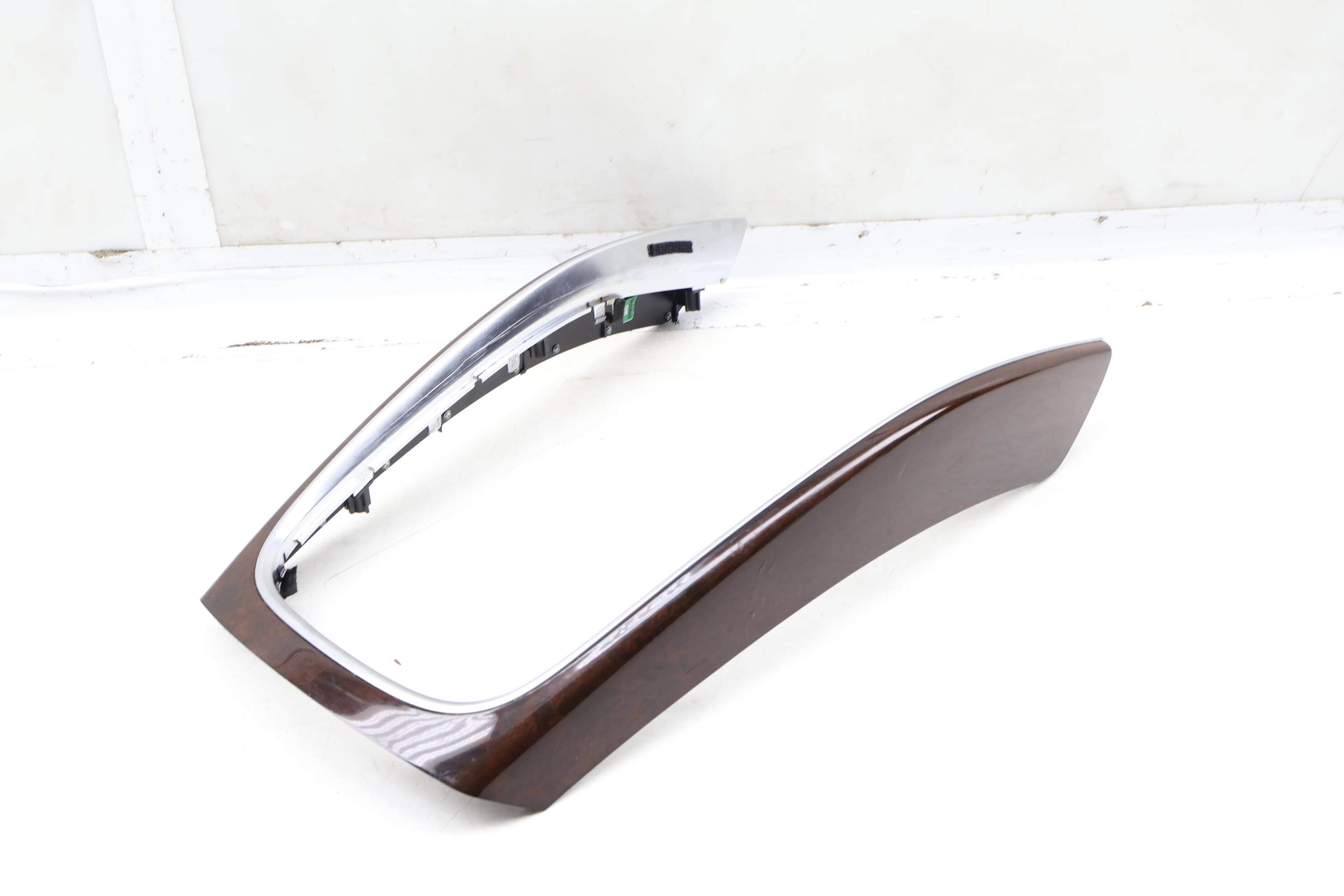 Center Console Trim Frame 8R0863305B