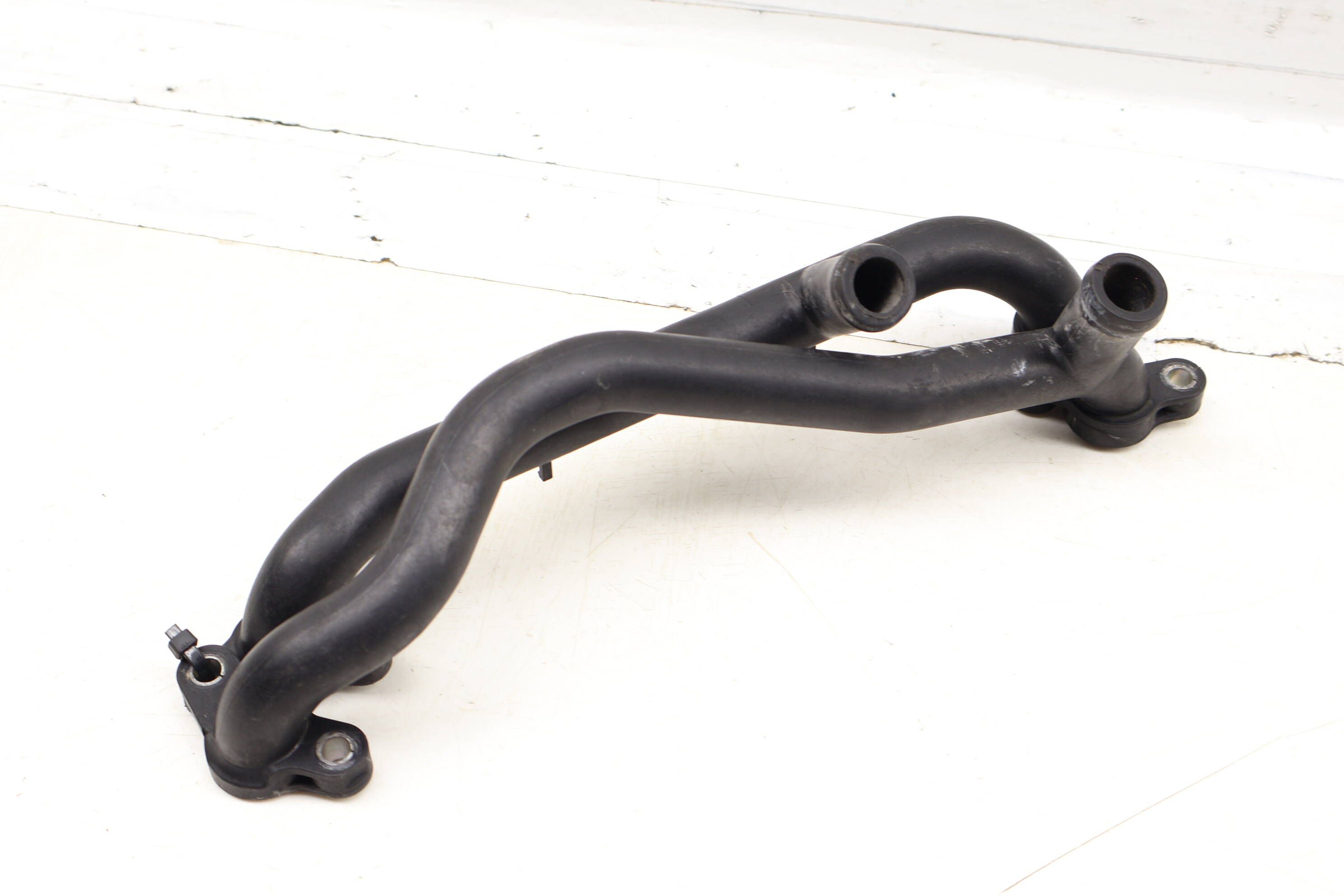 Supercharger Coolant Hose / Tube Set 06E121083A