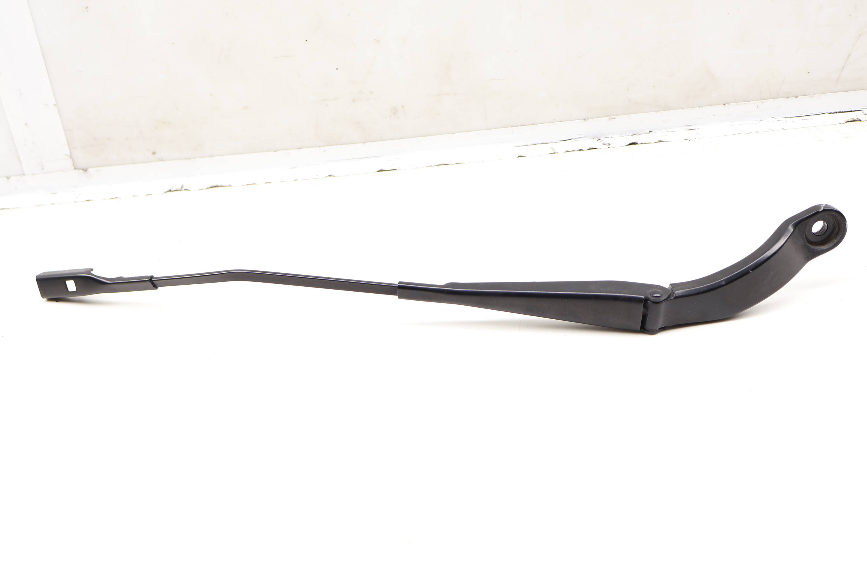 Windshield Wiper Arm 95B955407