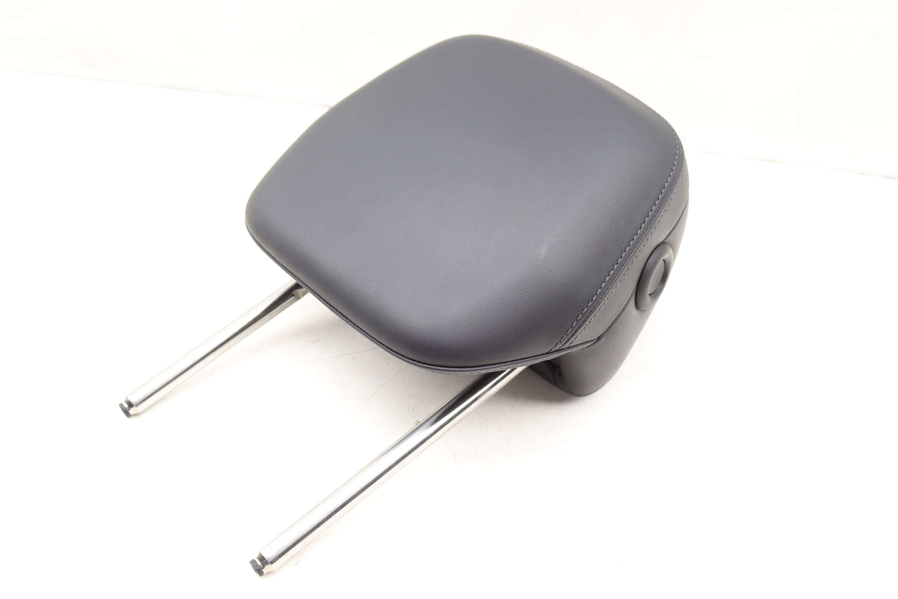 Seat Headrest / Head Rest 7P5881901P 95852190200