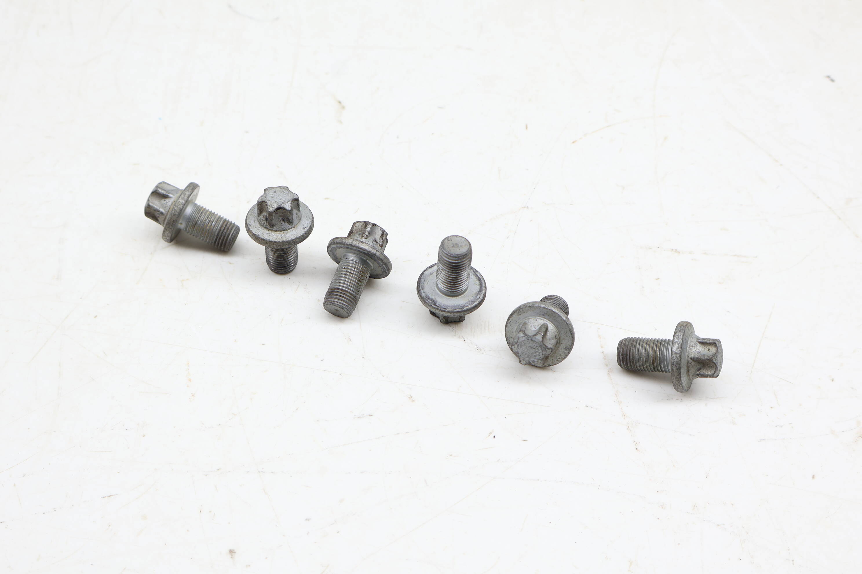 Flywheel Screw / Bolt Set (6) 24407629873