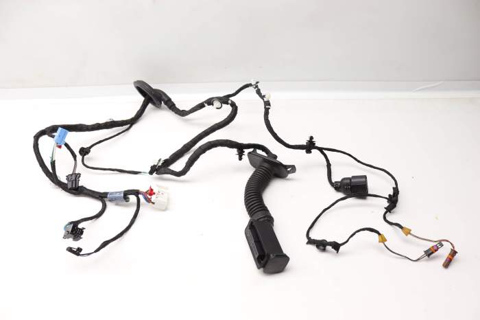 Door Wiring Harness 8W8971687P main product photo