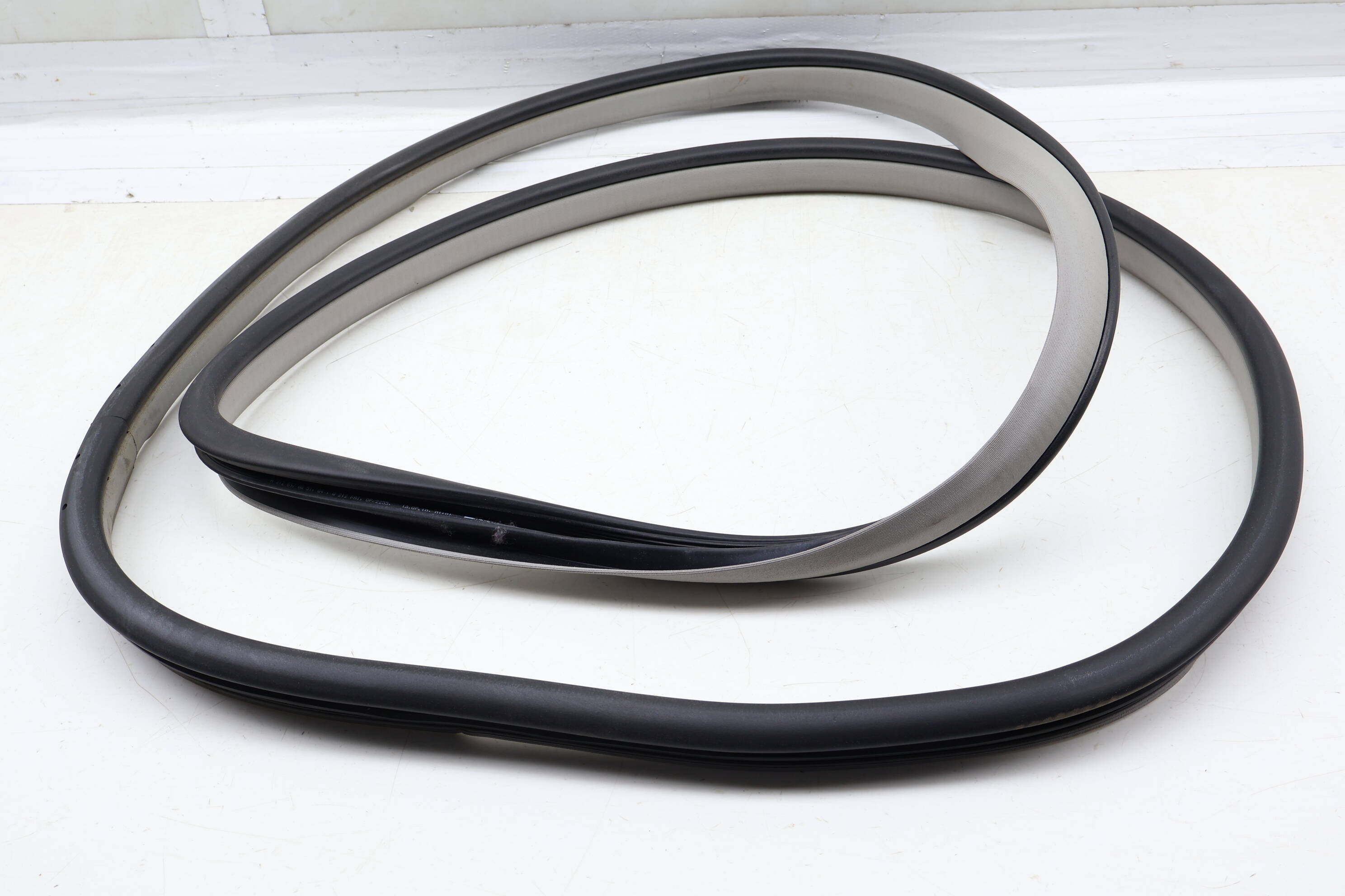 Door Seal / Weather Stripping (Inner) 2126970051