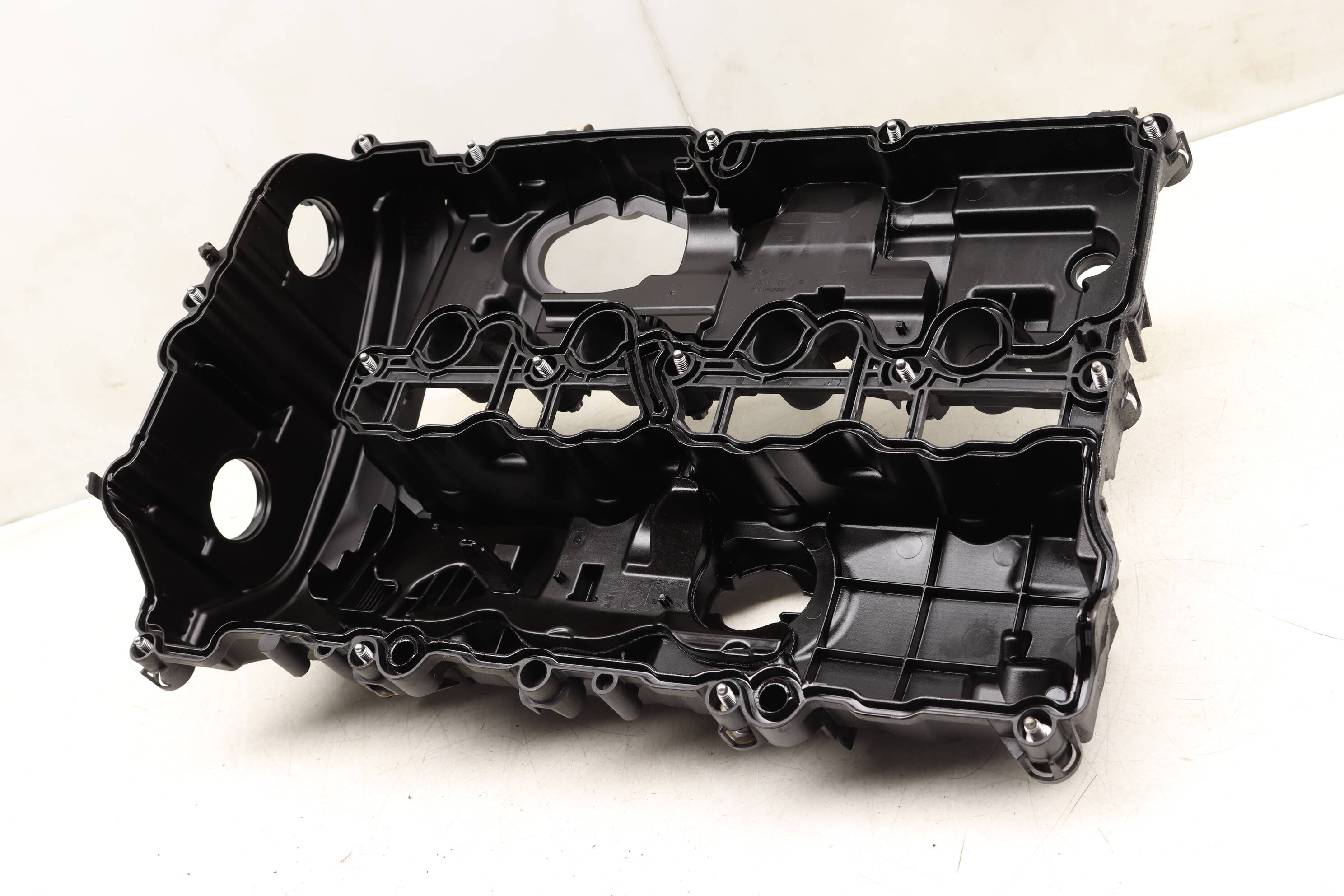 Nページ BMW Engine Valve / Cylinder Head Cover 11128605598