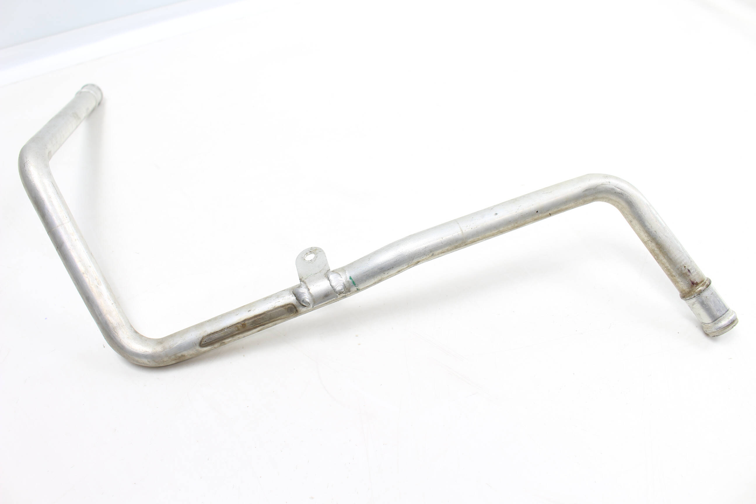 Coolant Supply Line / Pipe 7L0819925AG