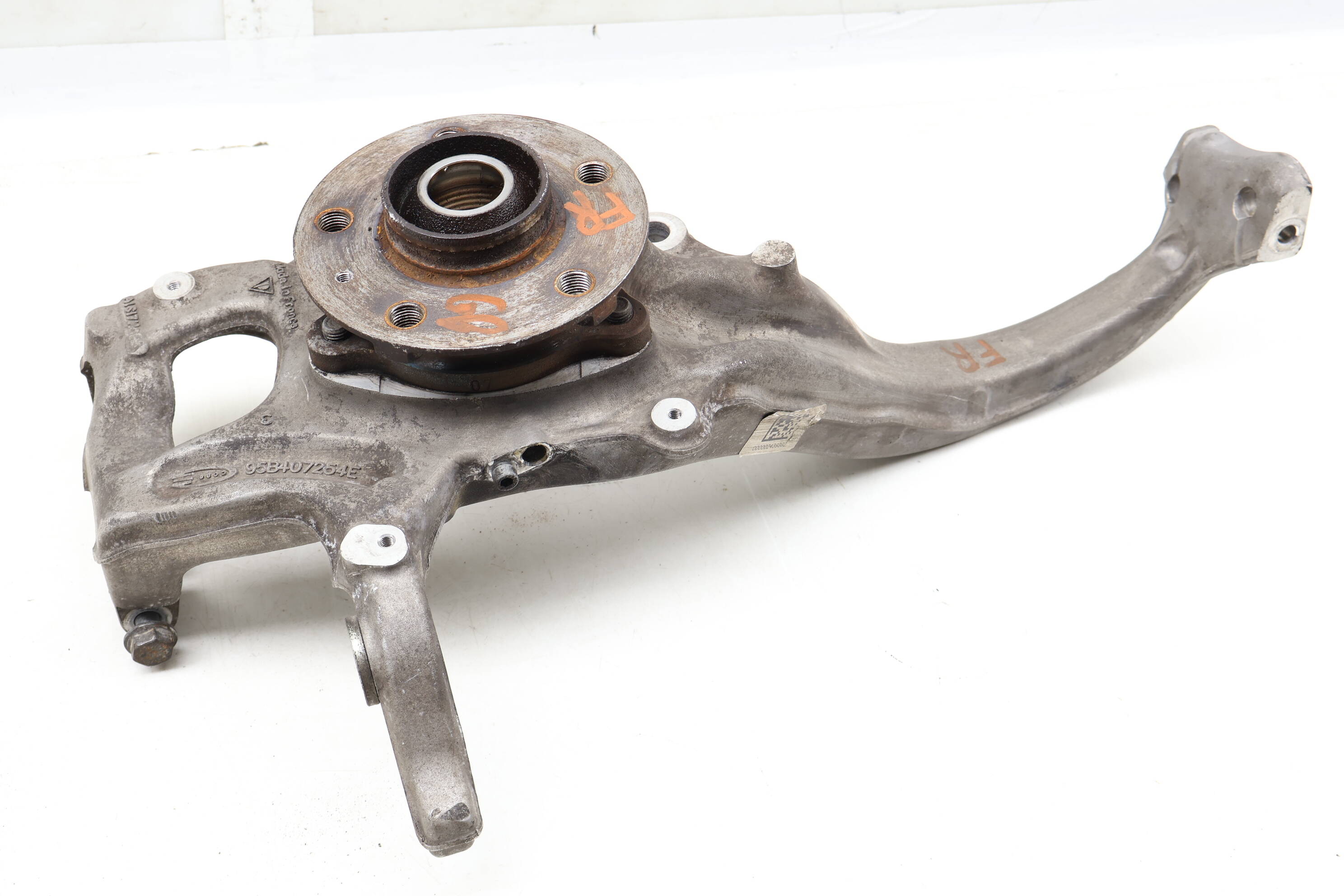 Porsche Front Right Spindle Knuckle W/ Wheel Bearing 95B407254E