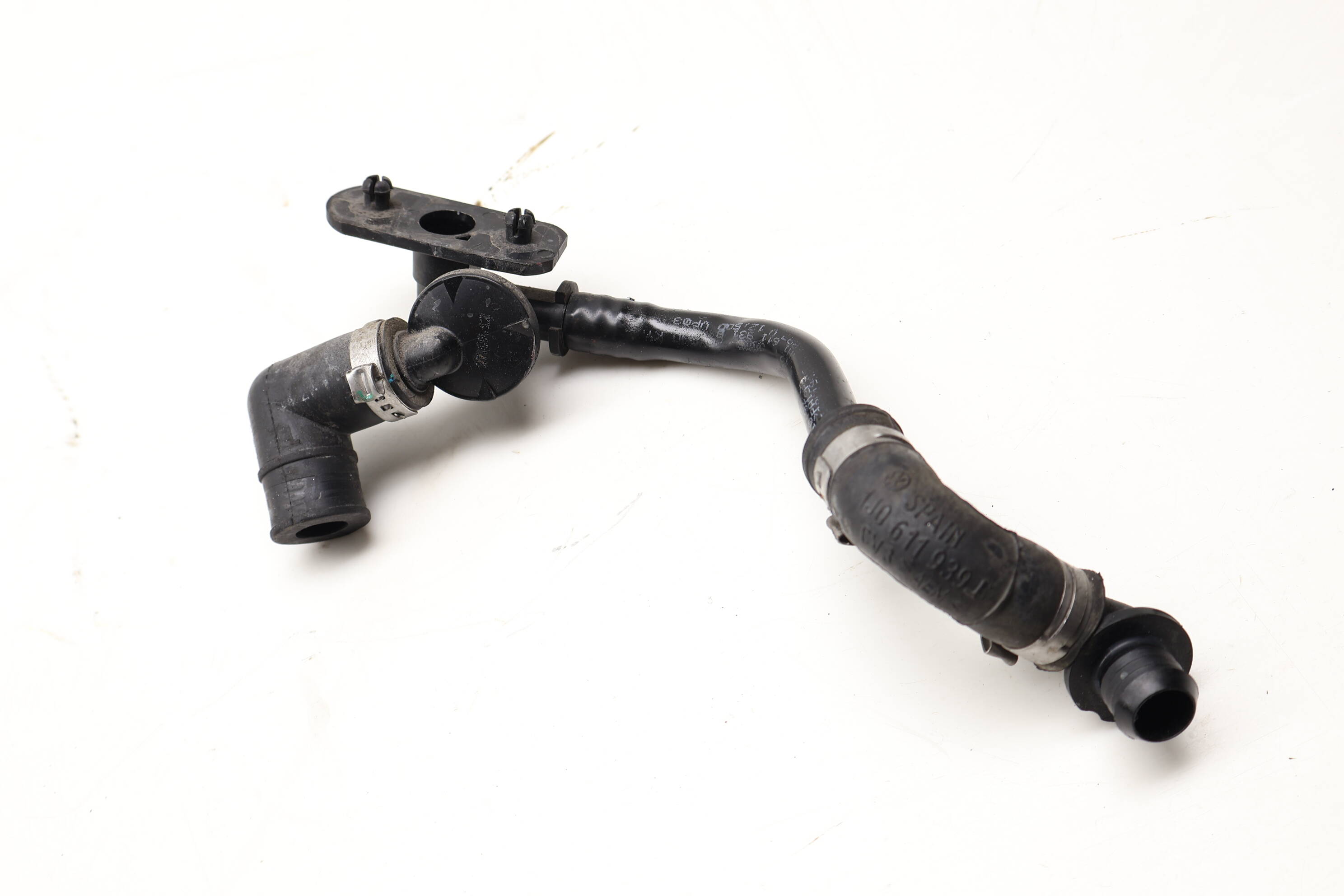 Brake Booster Vacuum Hose / Line 4H1611931B