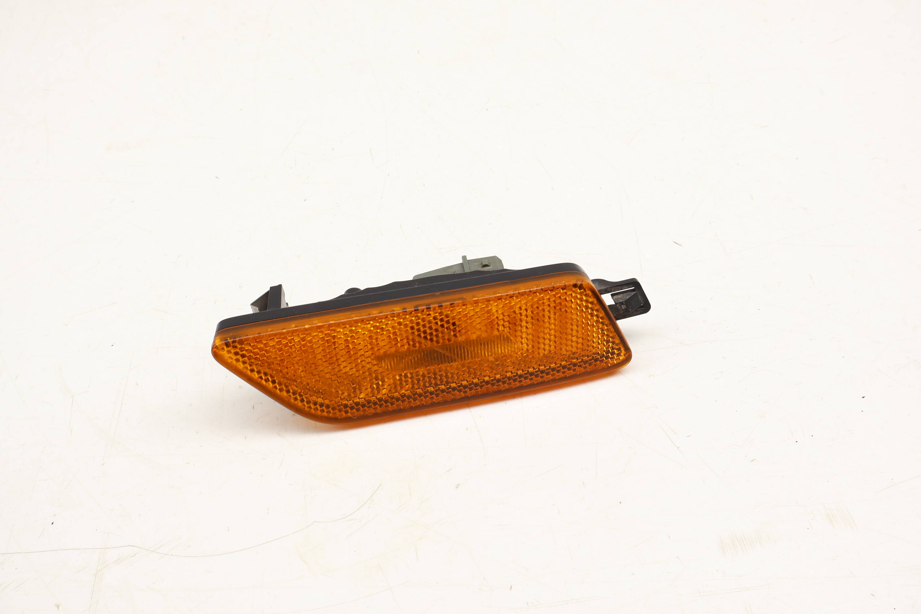 Side Marker Light / Reflector 95B945120
