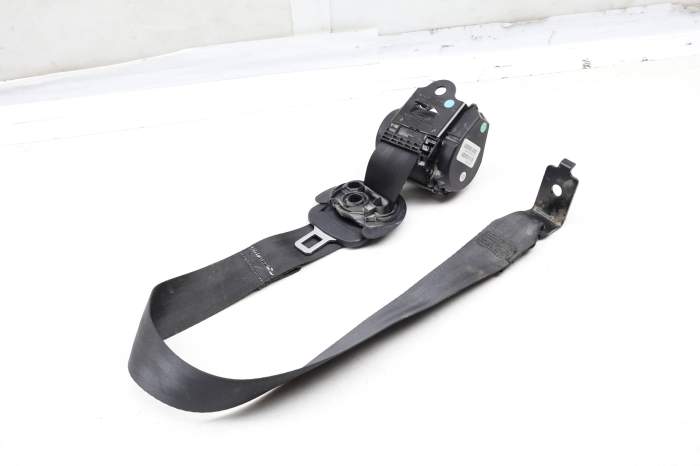 2Nd Row Seat Belt Retractor 3CN857805 main product photo