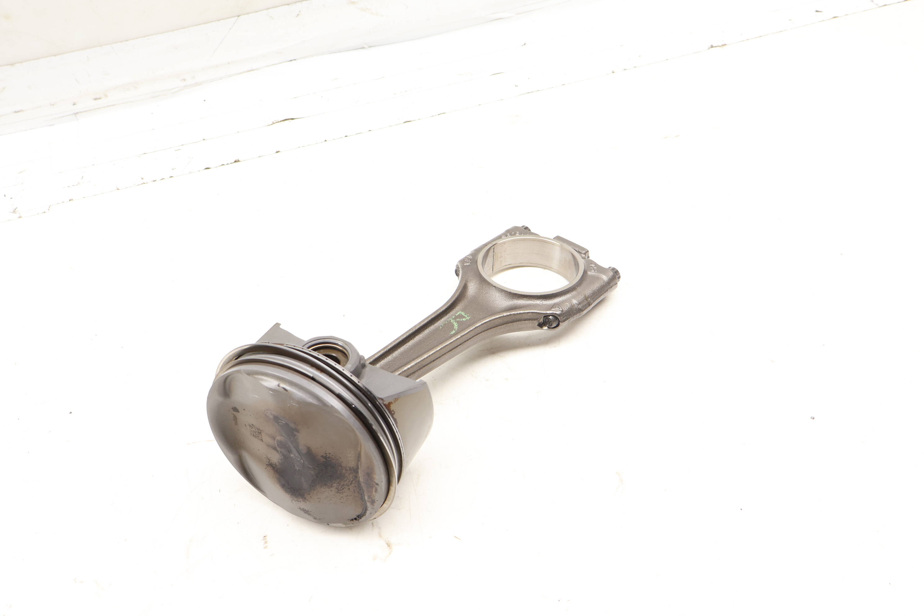 Piston W/ Connecting Rod 94610306052