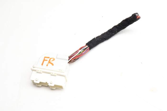 Door Wiring Harness Connector / Pigtail (25-Pin) 3Q0972701 main product photo