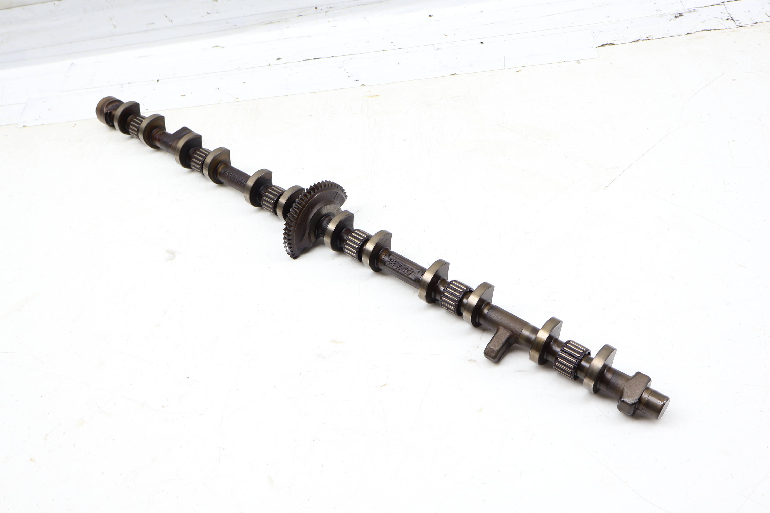 Eccentric / Cam / Camshaft 11377515868