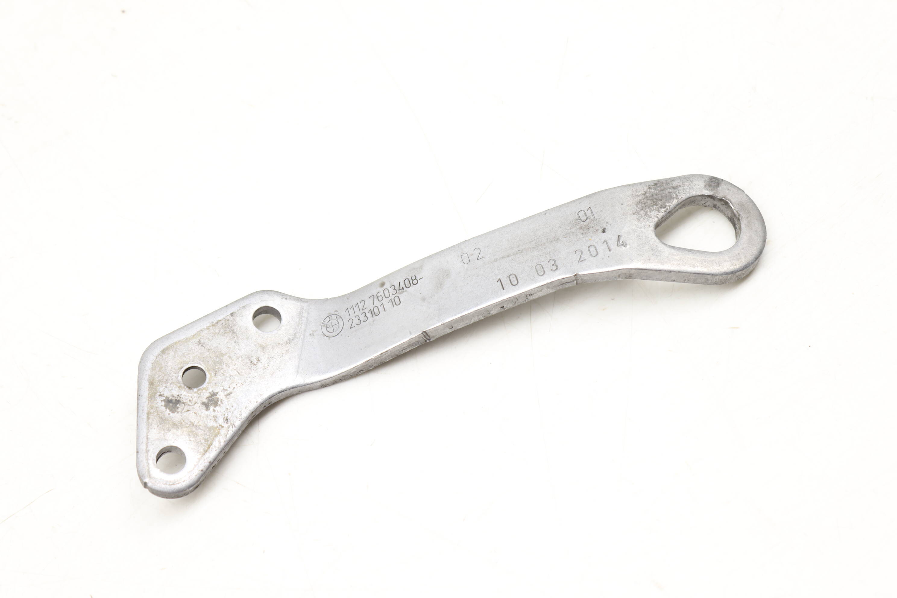 Engine Cylinder Head Plate / Bracket 11127603408