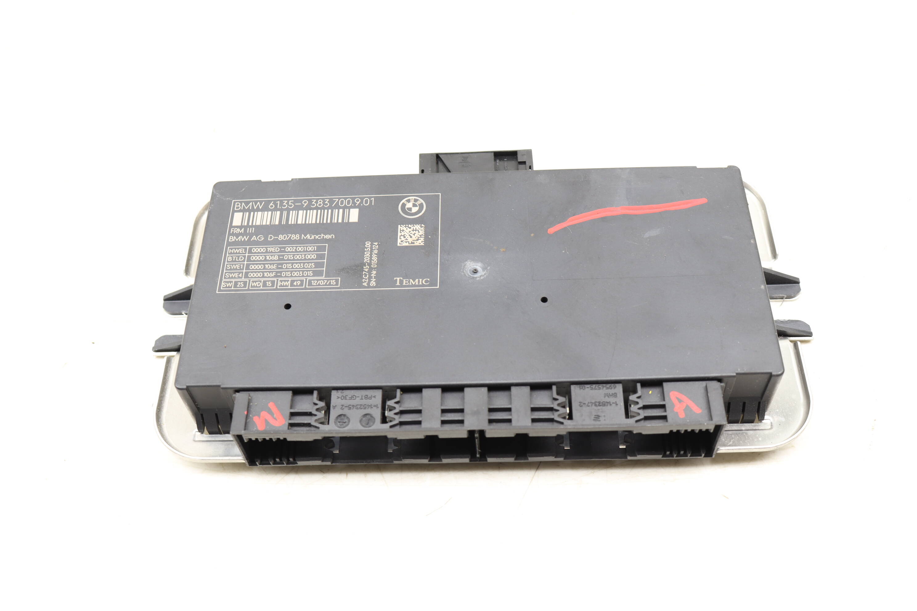 Frm3&#x20;Footwell&#x20;Module&#x20;61359383700