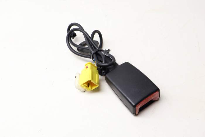 Seat Belt Buckle Receiver / Clip 7L0857777C 95580301700 main product photo