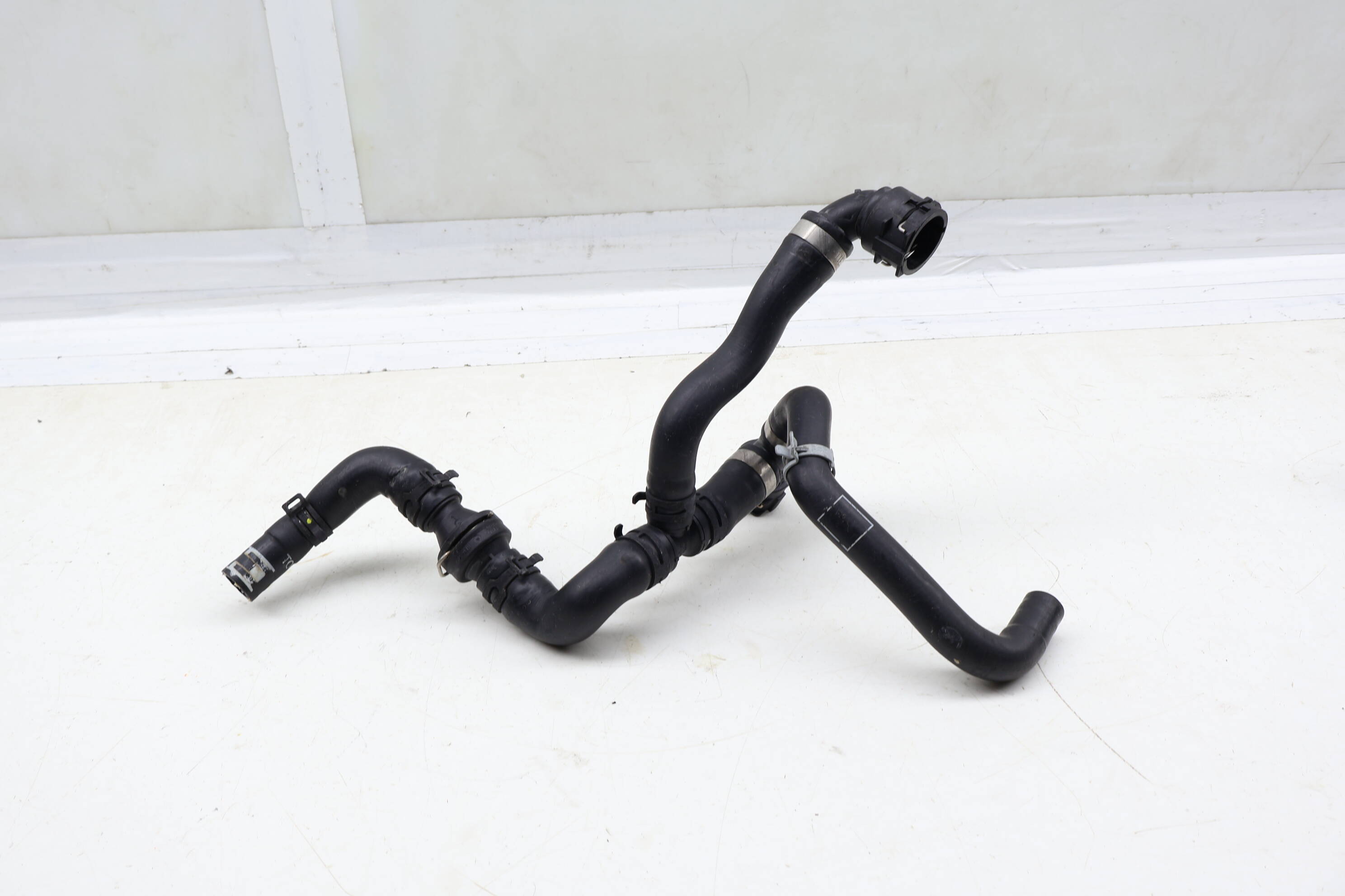 Coolant Hose / Line Set 8W0122449CR