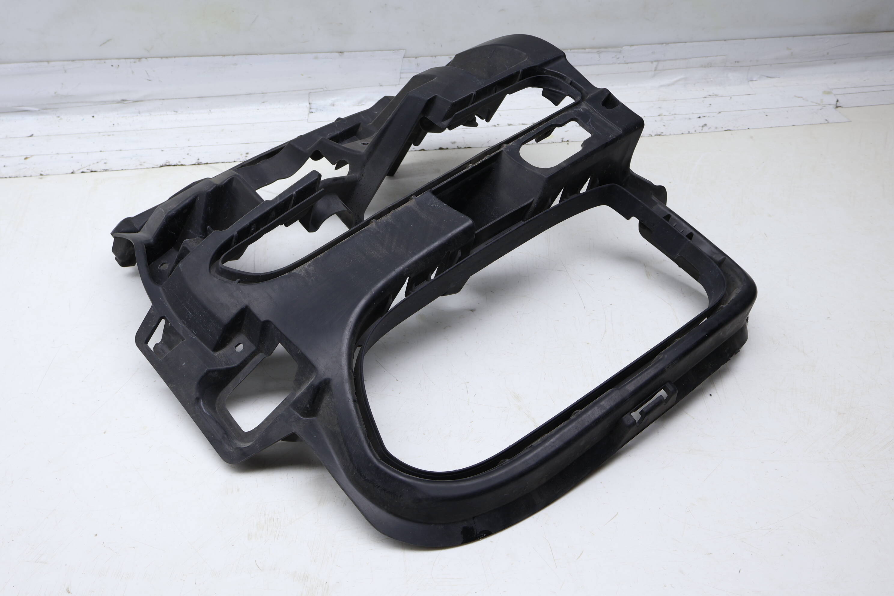 Bumper Side Retaining Frame / Mount Bracket 97050566300