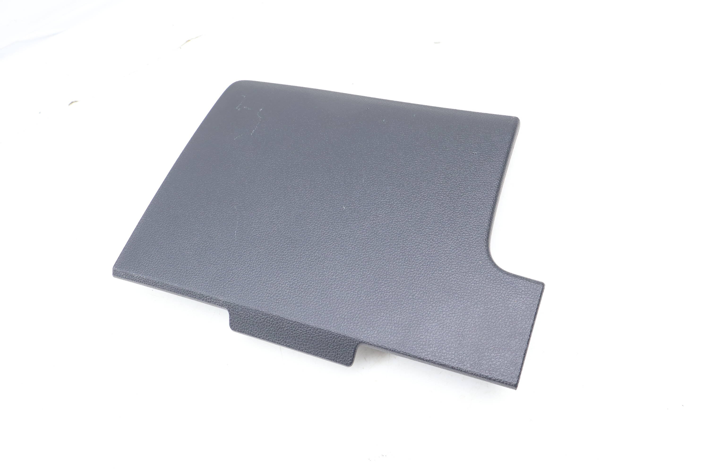 Lower Dash Trim / Cover 17B857506A