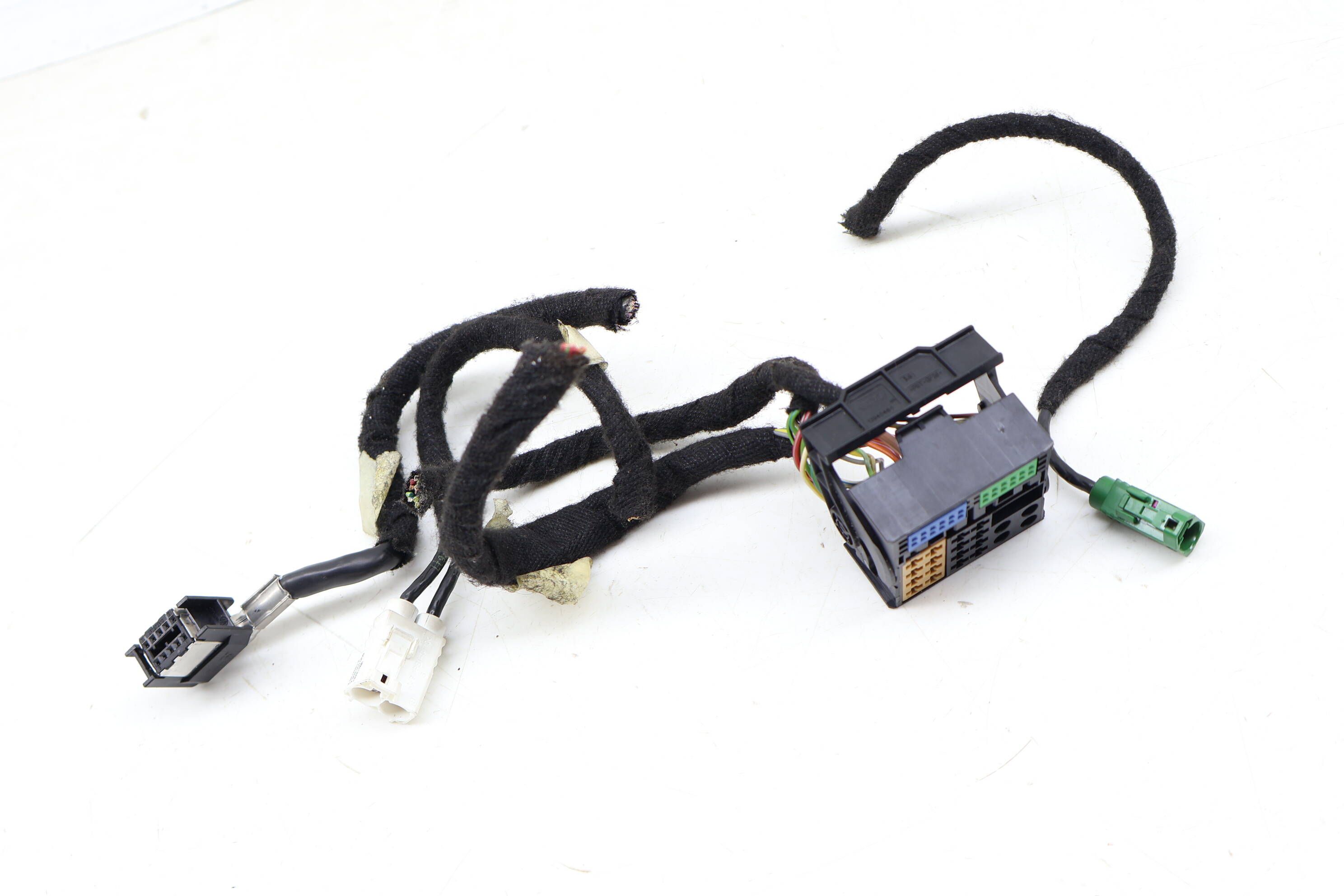 Radio / Stereo / Cd Unit Wiring Connector / Pigtail