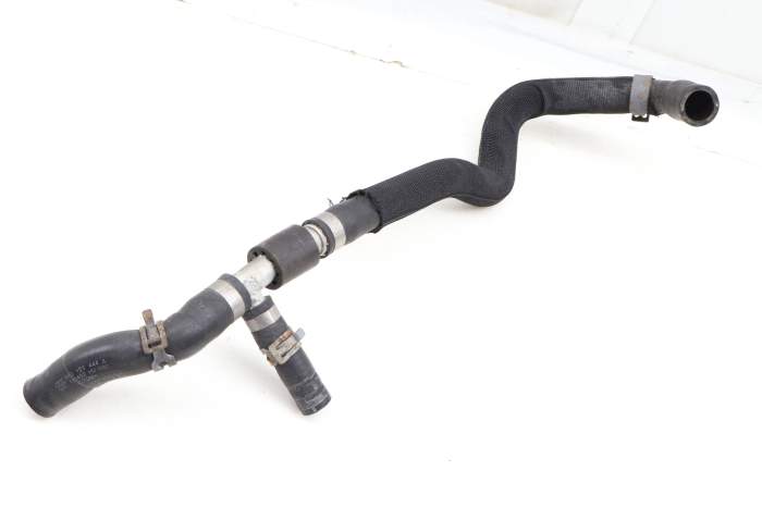 Auxiliary Water Pump Hose / Line 8K0121444A main product photo