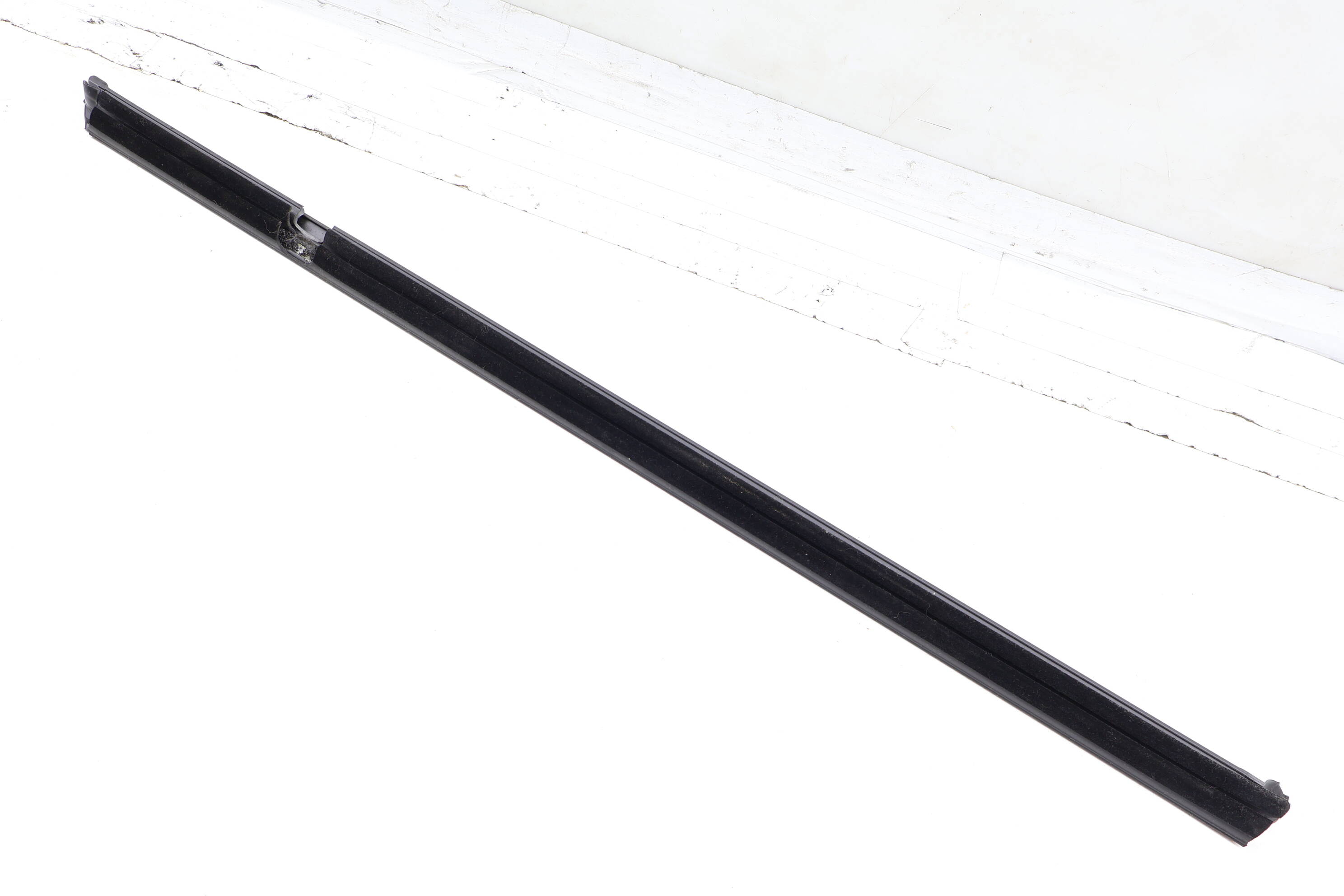 Inner Door / Window Slot Seal 5G6839480B