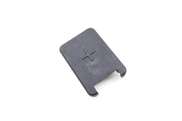 Positive (+) Battery Terminal Cover / Cap 61138371011 main product photo