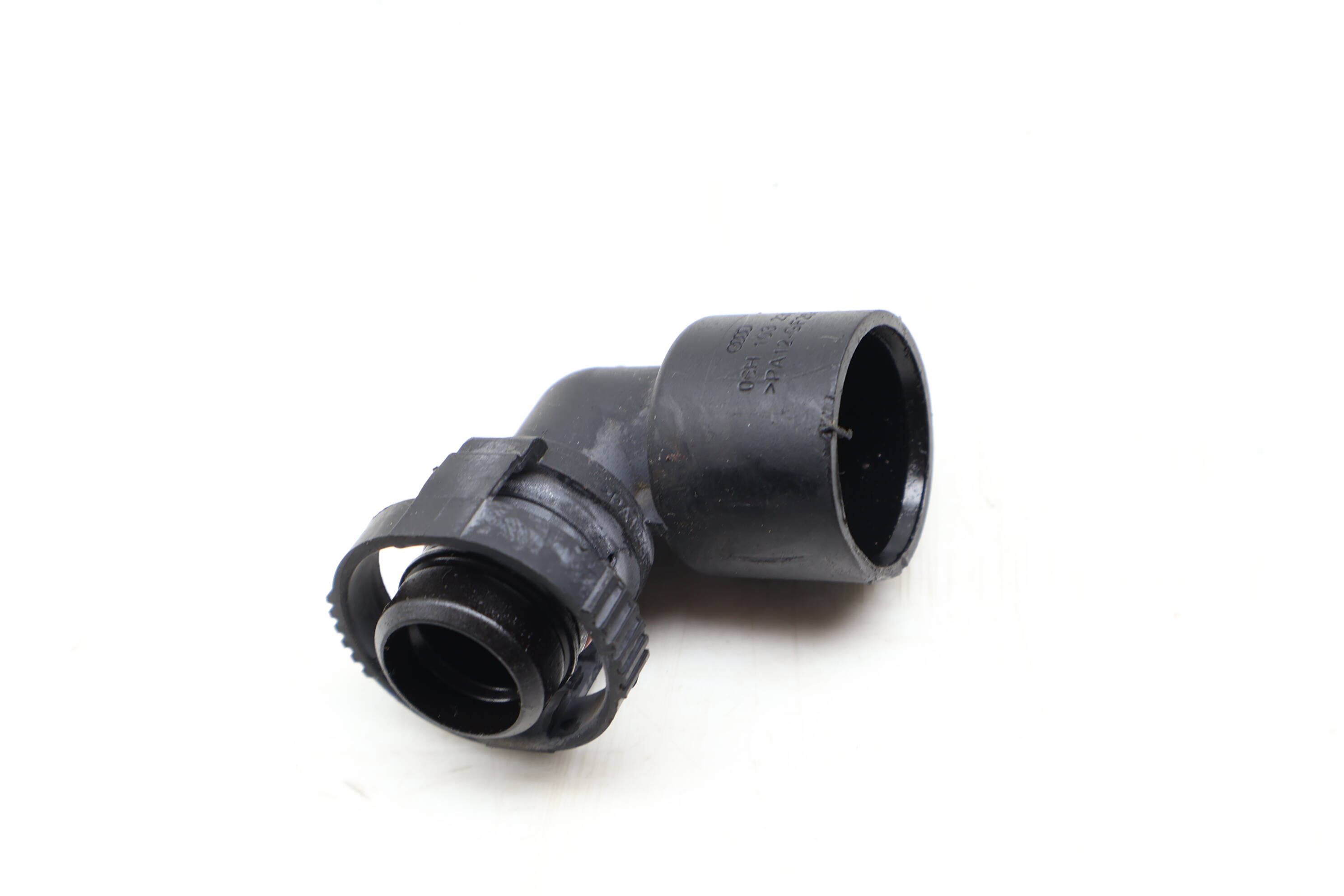 Pcv Breather Hose Adapter 06H103230
